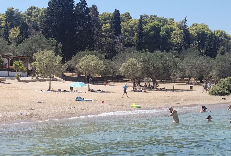 Η Χαμένη Κόρη