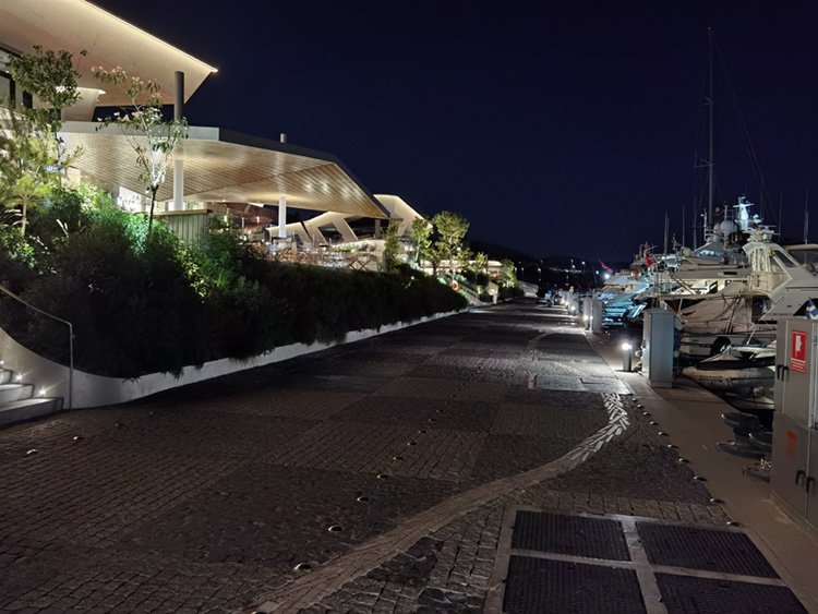 Vouliagmeni marina